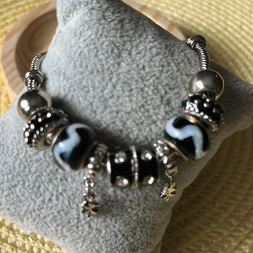 N/A nwot pandora